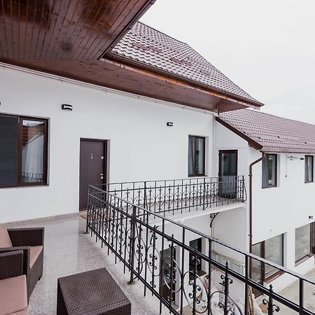 מלון Făgăraş Elegant House מראה חיצוני תמונה