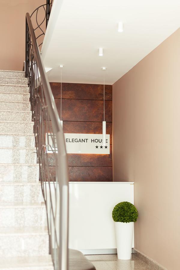 מלון Făgăraş Elegant House מראה חיצוני תמונה